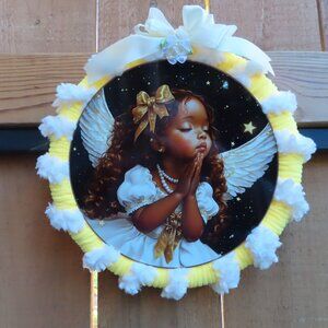 Angel Girl Praying  Tin Picture  Wreath 11" Round